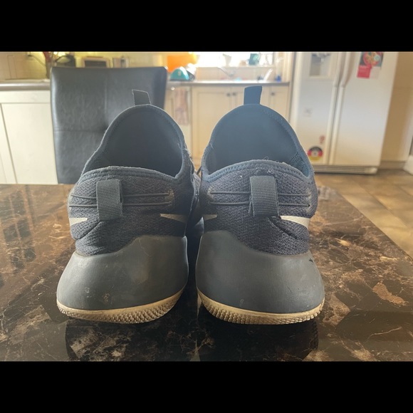 Blue Nike Hypershift Training Shoes - Picture 5 of 7